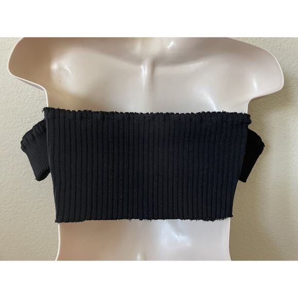 Black Ribbed Raw Edge Off The Shoulder Short Sleeve Button Crop Top Size S - Picture 3 of 6
